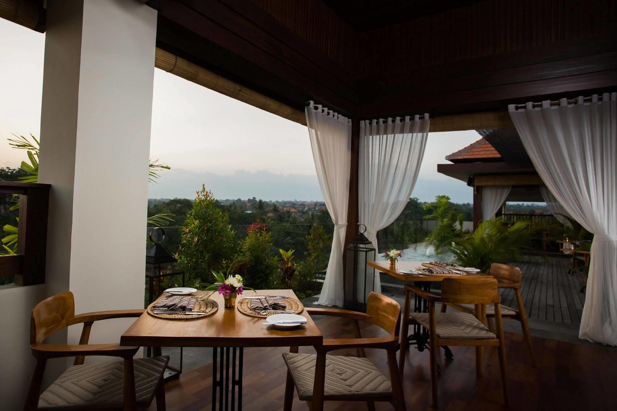 Ubud Village Hotel Екстериор снимка